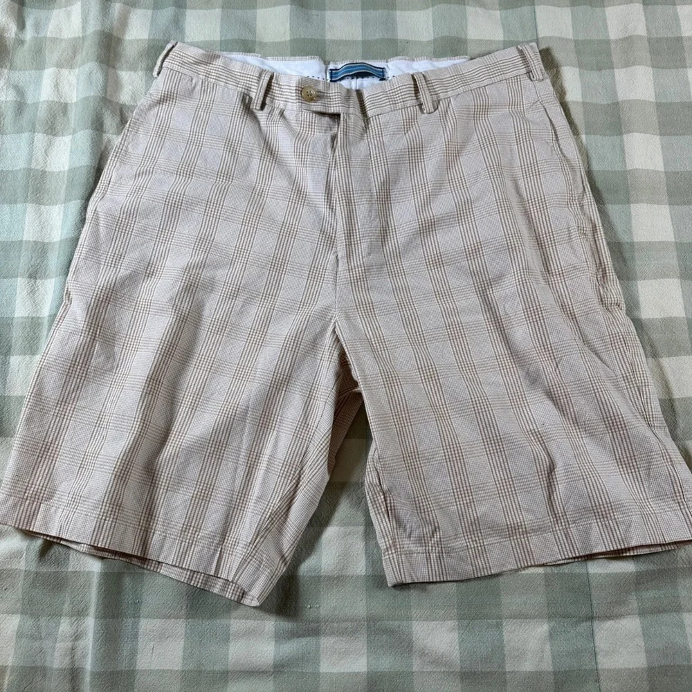 Peter Millar Mens 34 Pima Cotton Plaid Shorts Tan White Flat Front Golf Casual